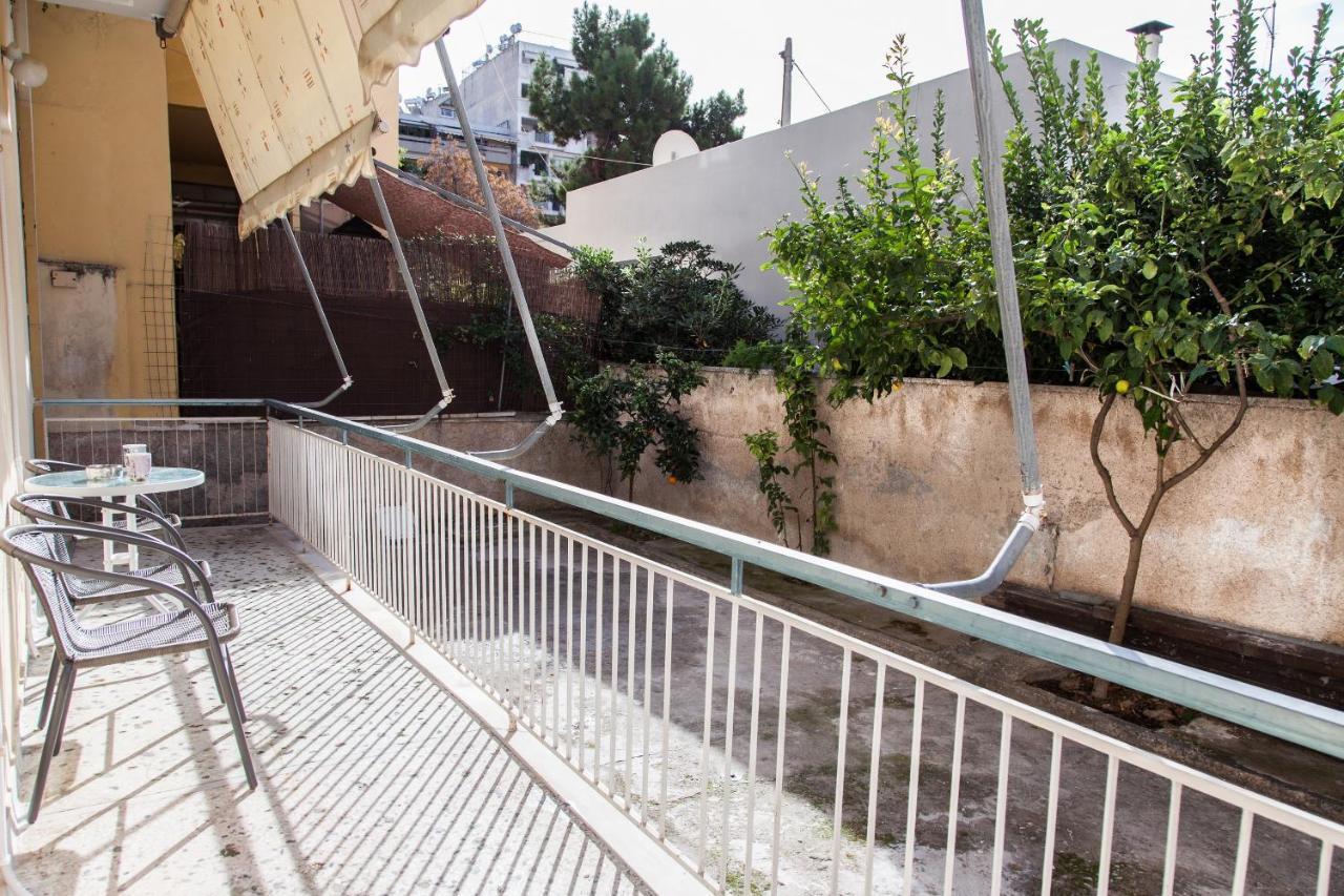 Cozy Apartment Near Stavros Niarchos Park Atene Esterno foto