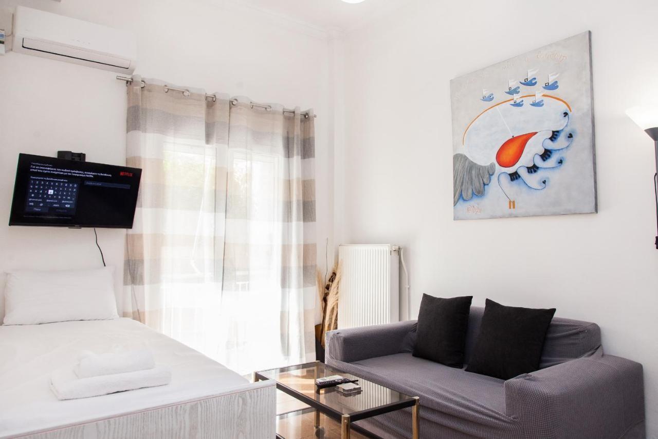 Cozy Apartment Near Stavros Niarchos Park Atene Esterno foto